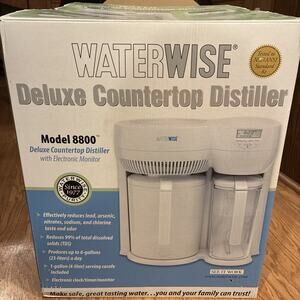 Waterwise Systems Purifier 8800 Counter Top Water with Carafe